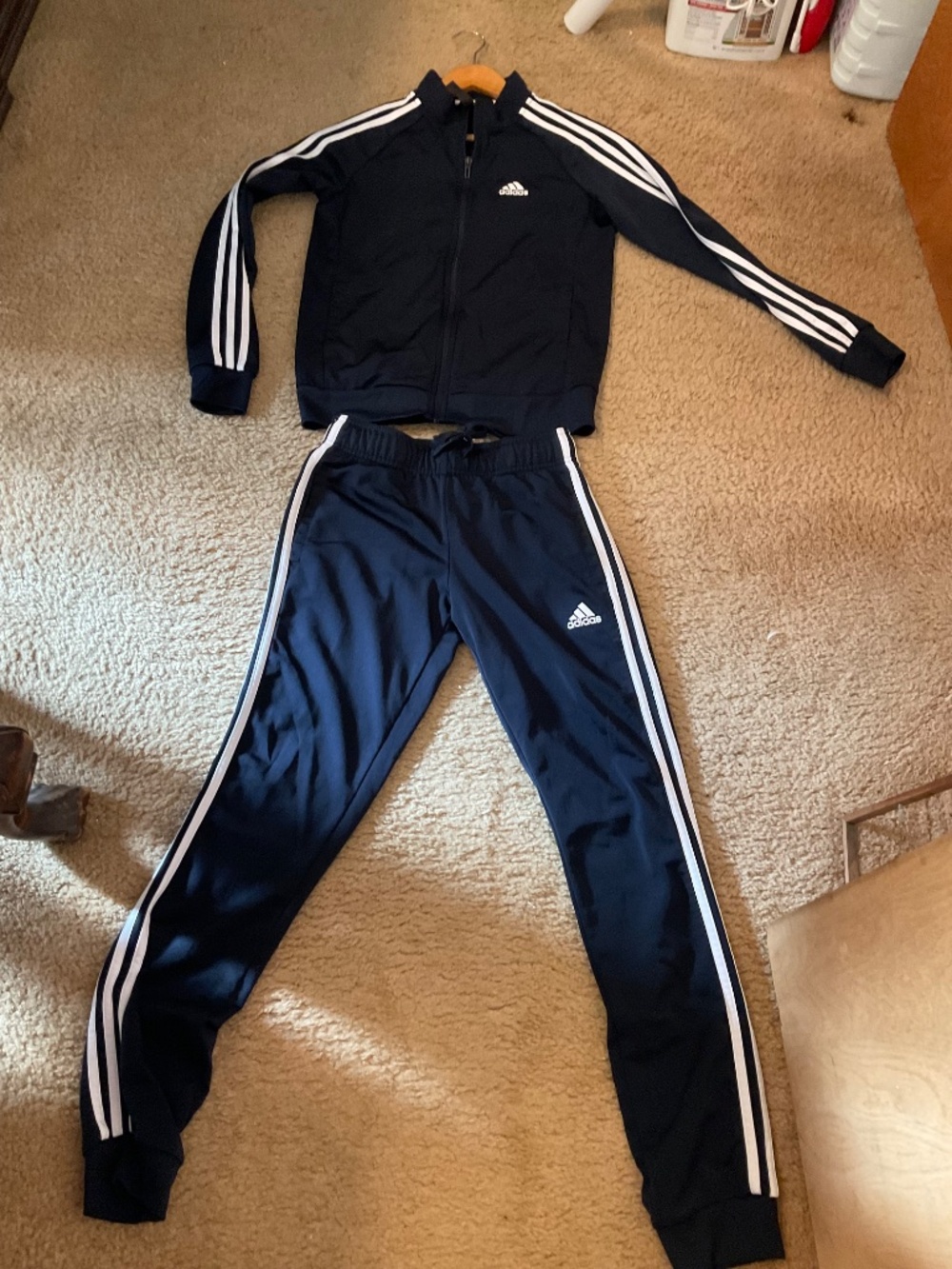 Adidas track suit in dark blue - Picture 2 of 4